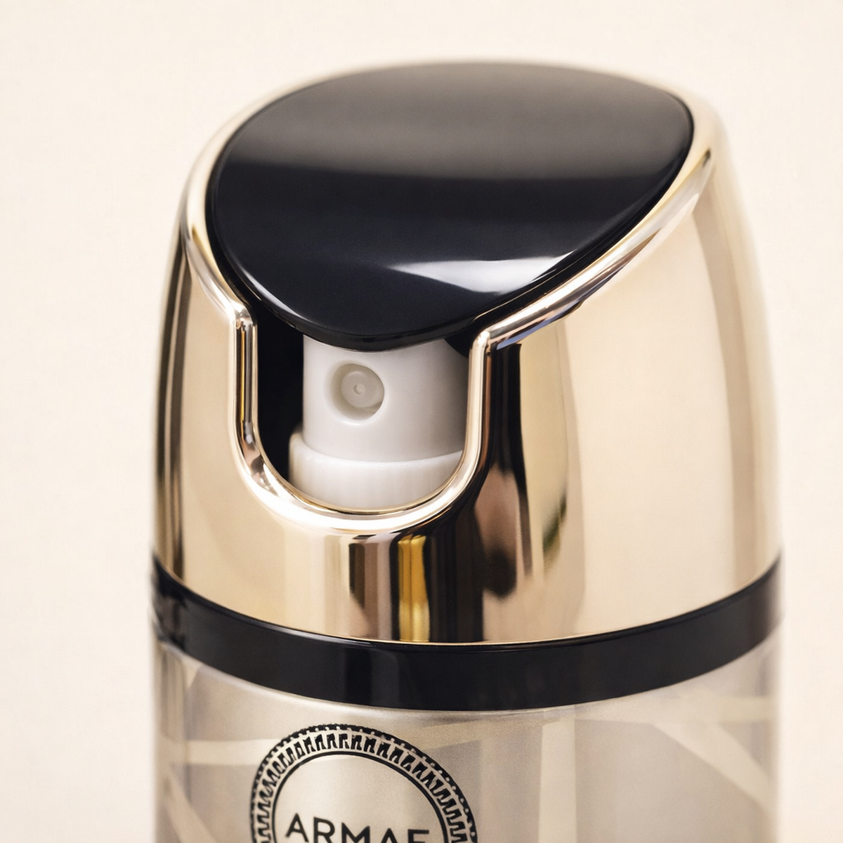 Armaf Club De Nuit Sillage Body Spray cap macro detail gallery showcase